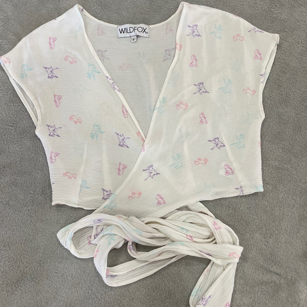Wildfox Couture Short Sleeve Wrap Top Size Small - Picture 2 of 9